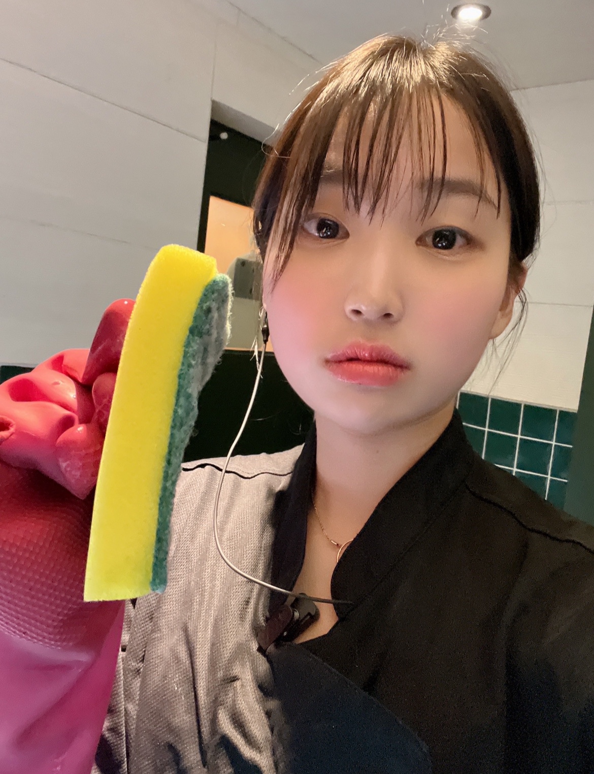 Dishwashing shift